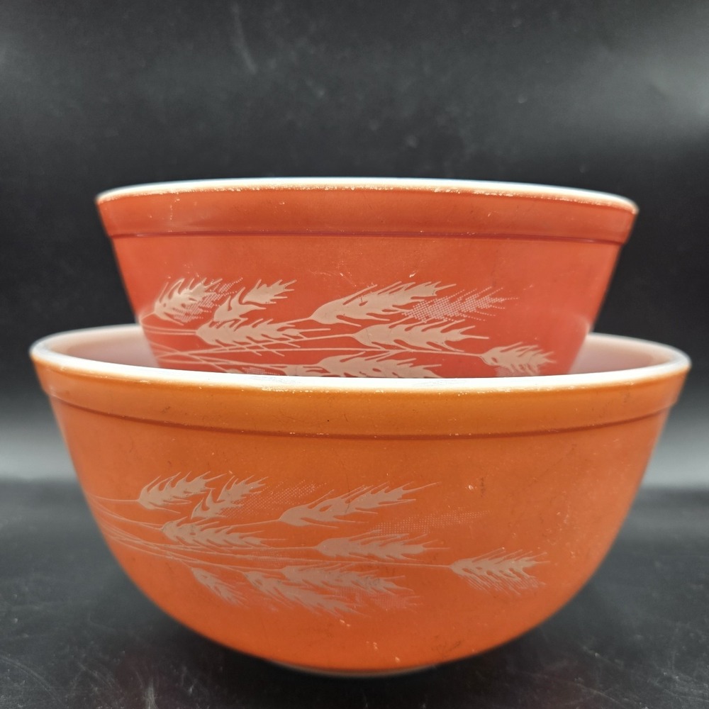 Vintage PYREX‎ Autumn Harvest Wheat 402 403 Nesting Mixing Bowls Set of 2